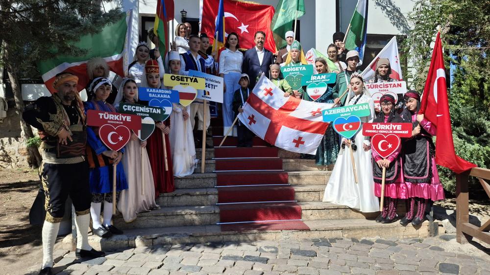 1.ULUSLARARASI BEYPAZARI HALK OYUNLARI VE MÜZİK FESTİVALİ BAŞLADI