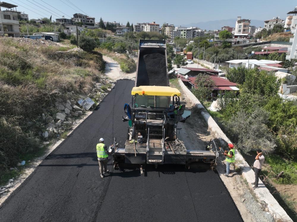 Hatay Büyükşehir Belediyesi Yol Çalışmalarında Zirvede