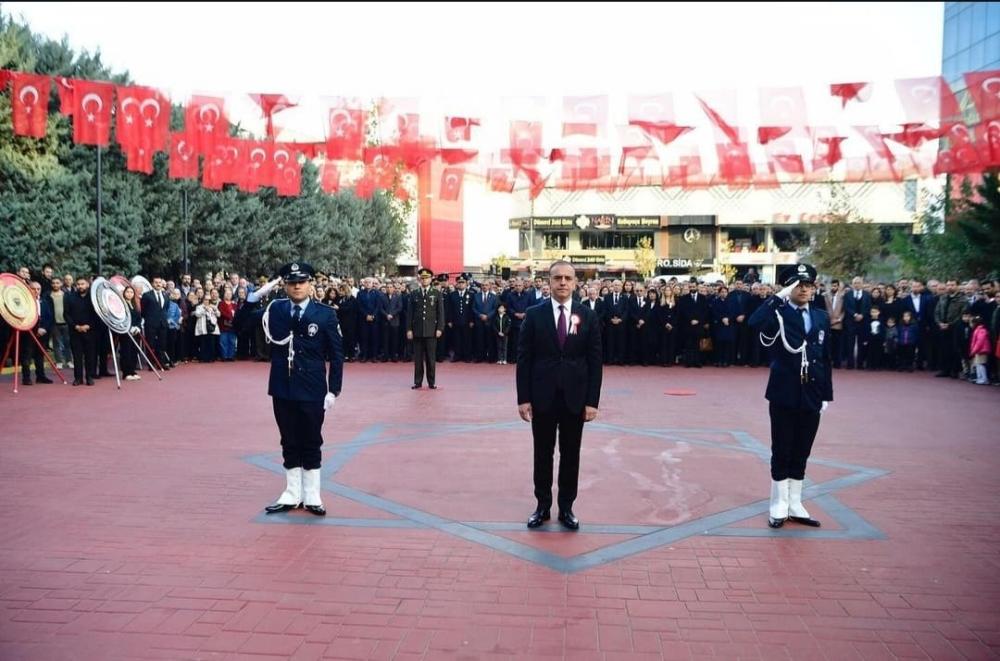 BAŞKAN ALPER YEĞİN’DEN 10 KASIM’DA ANLAMLI MESAJ: “CUMHURİYET DEĞERLERİNE SAHİP ÇIKACAĞIZ”