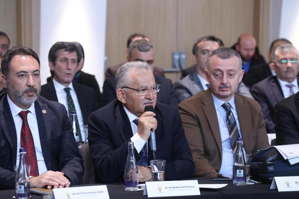 Başkan Büyükkılıç, Yerel Yönetimler İstişare Toplantısı’nda Yer Aldı