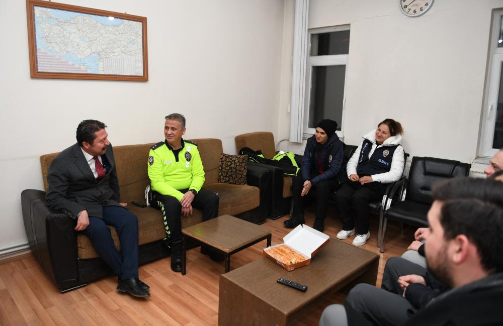 BEYPAZARI BELEDİYE BAŞKANI DR. ÖZER KASAP’TAN YENİ YIL ZİYARETLERİ