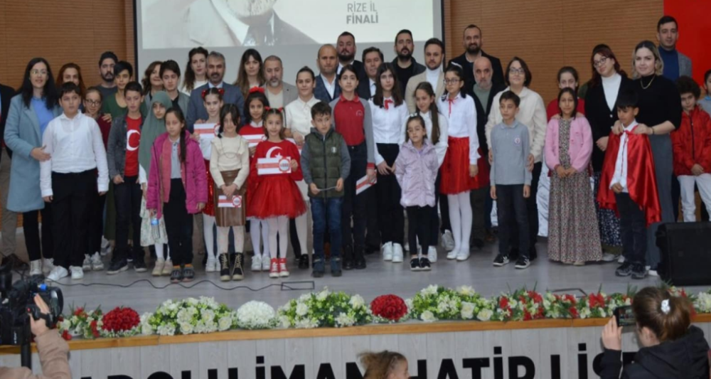 RİZE’DE “İSTİKLAL MARŞI’NI GÜZEL OKUMA YARIŞMASI” İL FİNALİ TAMAMLANDI