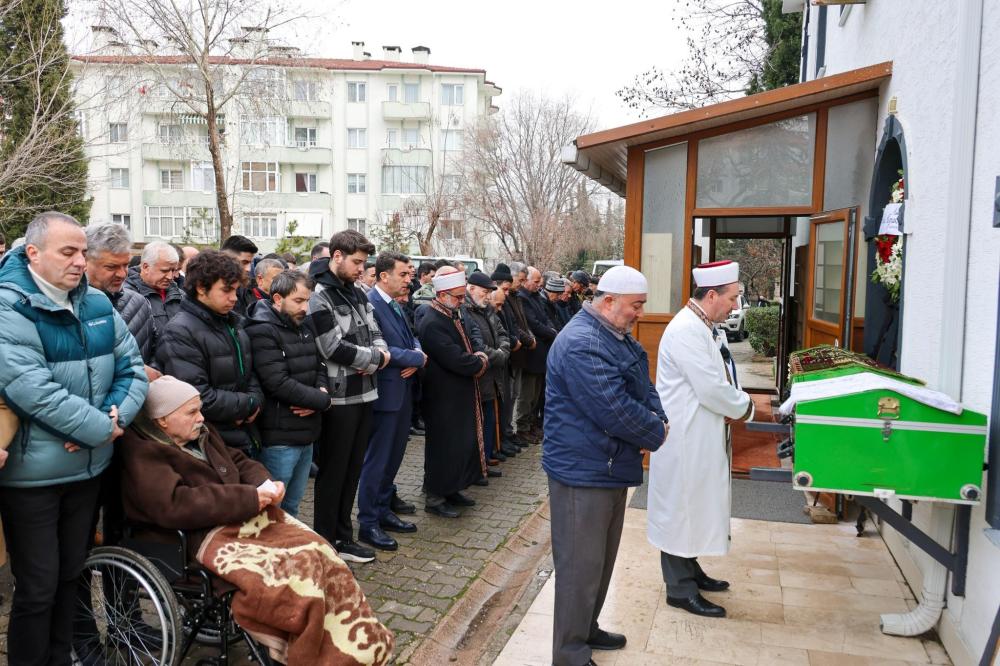 BİLECİK'İN SEVİLEN İSMİ MUAMMER ELMAS SON YOLCULUĞUNA UĞURLANDI