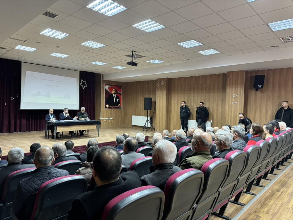 ÇUKURCA’DA TARIM VE MERA ALANLARI İÇİN KRİTİK TOPLANTI