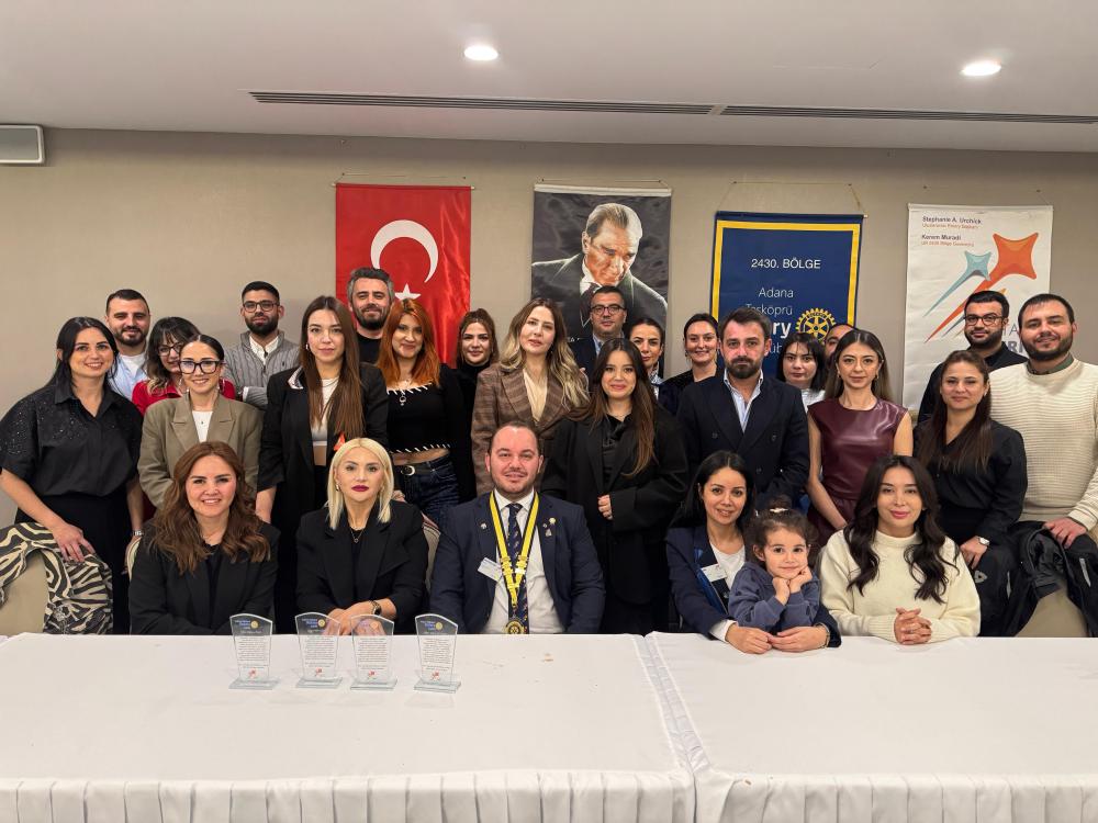 ADANA TAŞKÖPRÜ ROTARY KULÜBÜ’NDEN DESTEKÇİLERE PLAKET TÖRENİ