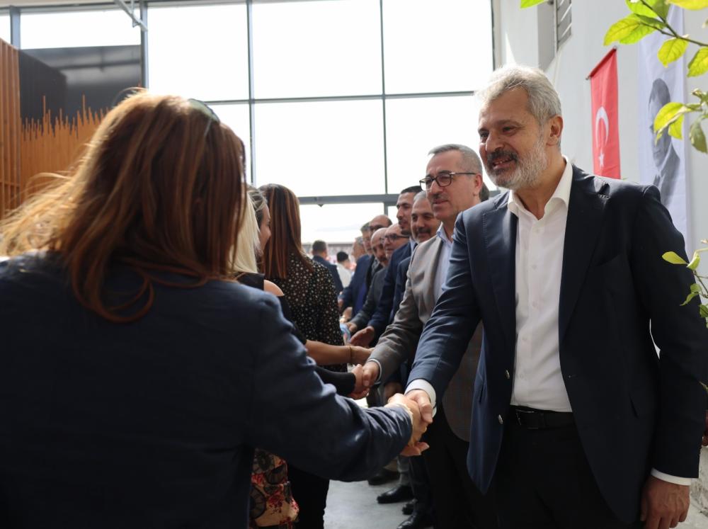 MEHMET ÖNTÜRK, HBB PERSONELİNE İKRAMİYE MÜJDESİ VERDİ