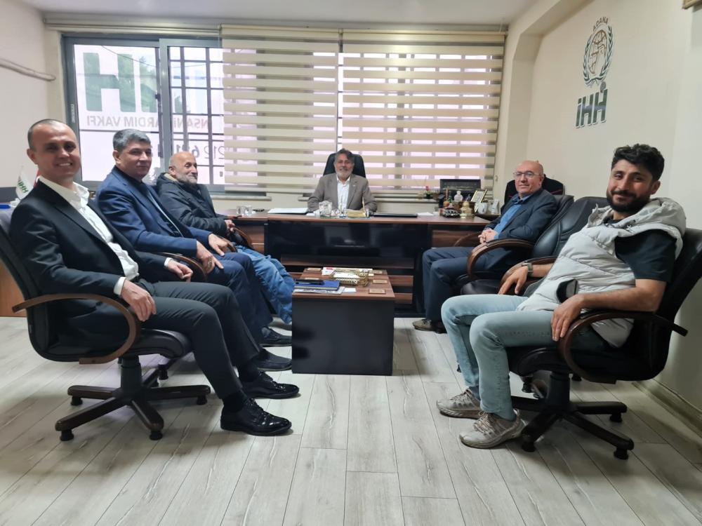 ADANA İHH, 3. OLAĞAN GENEL KURULDA YENİ YÖNETİMİNİ BELİRLEDİ