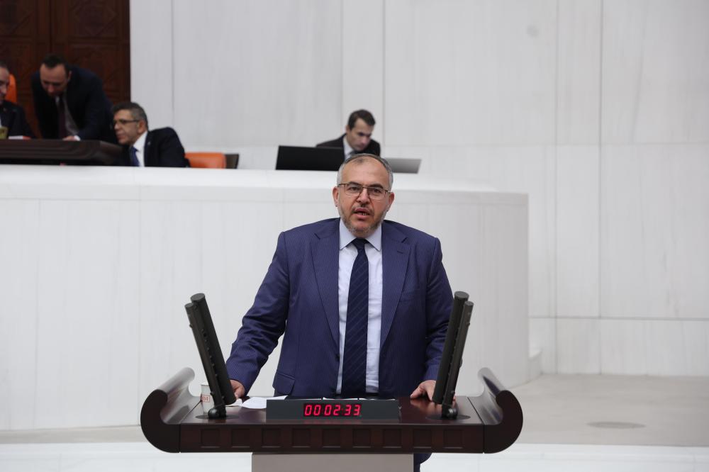 CHP'den Emeklilere Asgari Ücret Seviyesinde Maaş ve Bayram İkramiyesi Teklifi
