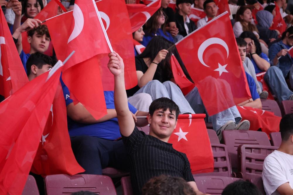 Hatay'da 19 Mayıs Coşkusu Merkez Spor Salonu'nda Doruğa Ulaştı