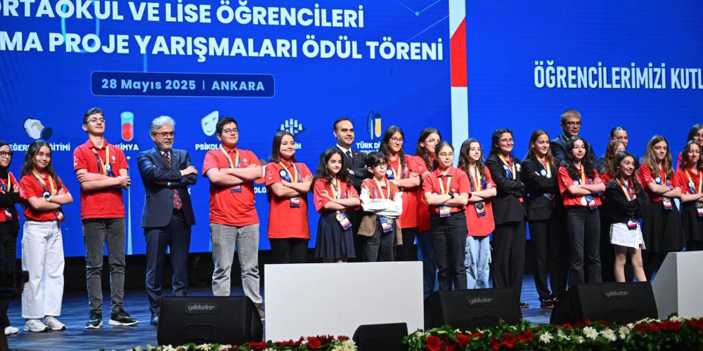 Türkiye'nin Bilim Yıldızları Ankara'da Ödüllerini Aldı