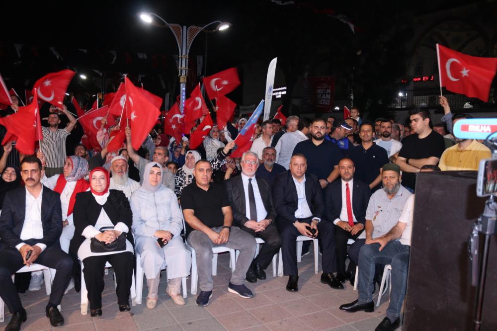 15 Temmuz demokrasi ve birlik günü etkinliği sultangazi demokrasi meydanında coskuyla kutlandı