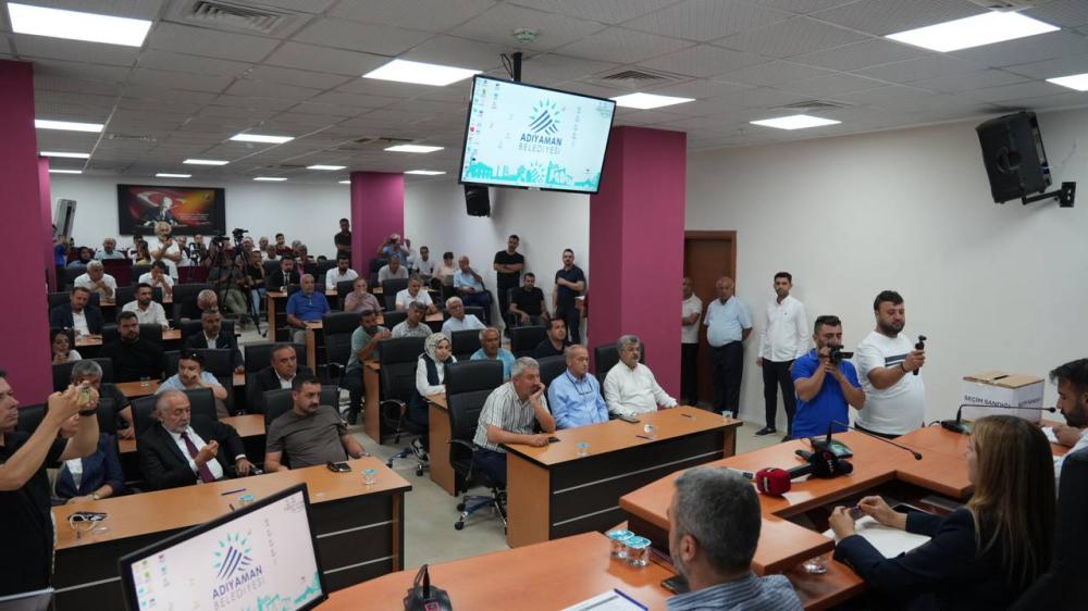 Adıyaman'da AK Partili Meclis Üyesi CHP’ye geçti