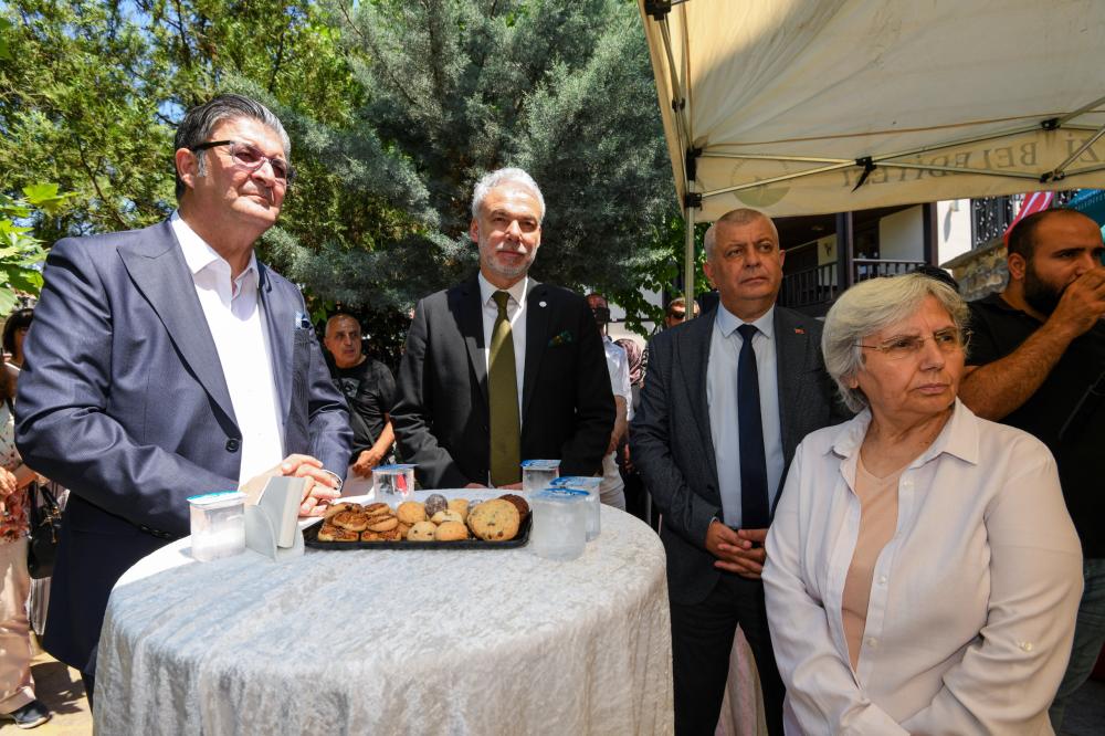 Osmangazi Belediyesi’nden 24 Yıllık Edebiyat Geleneği  Tanpınar’ın İzinde Yeni Kalemler Ödüllendirildi