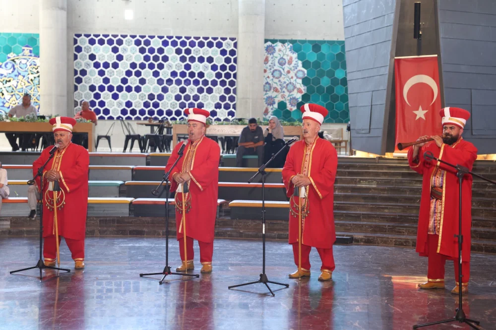   Panorama 1326 Bursa’da Tarihin İhtişamı Yankılandı