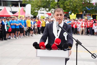 BAŞKAN TUGAY ERBAA YAPRAK FESTİVALİ’NE KATILDI “İZMİR İLE ERBAA ARASINDAKİ DOSTLUK KÖPRÜSÜ BÜYÜYECEK”