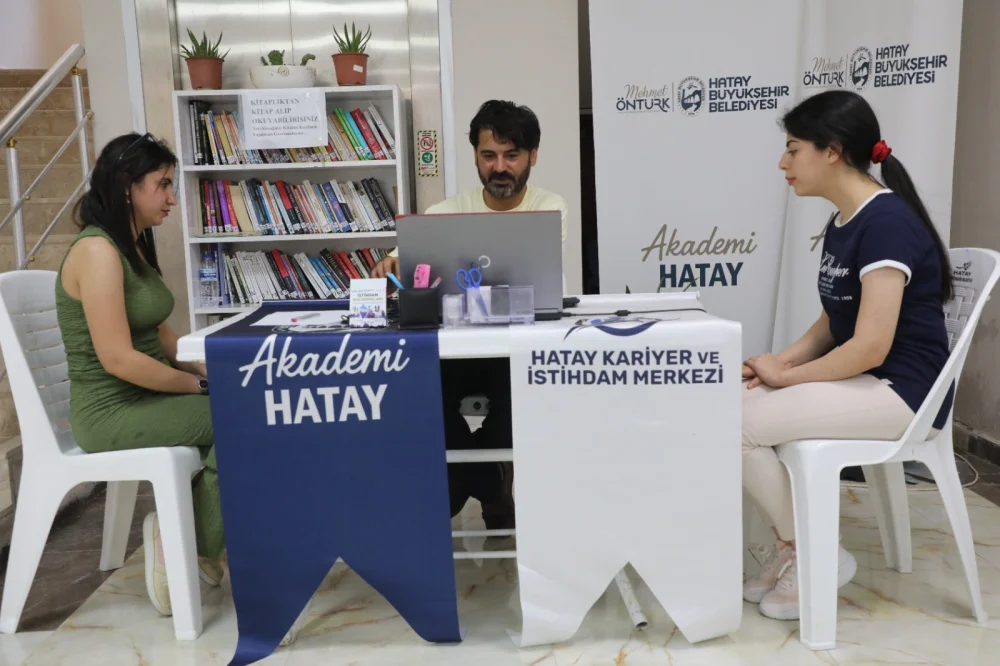 HBB, YKS TERCİH SÜRECİNDE GENÇLERİ YALNIZ BIRAKMADI