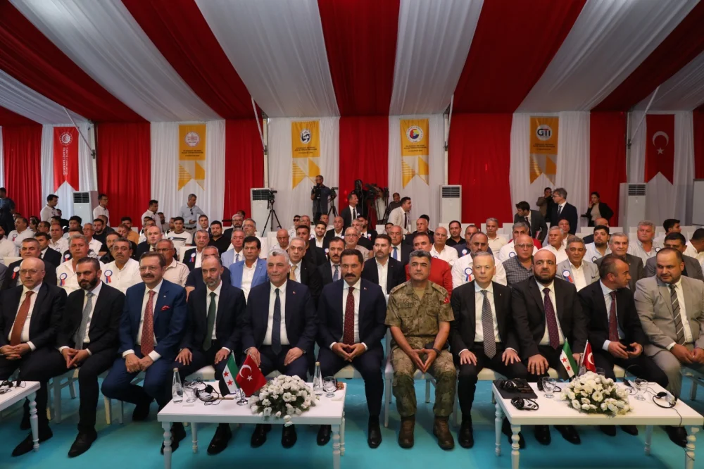 CİLVEGÖZÜ’NDE 1200 KAPASİTELİ TIR PARKI AÇILDI
