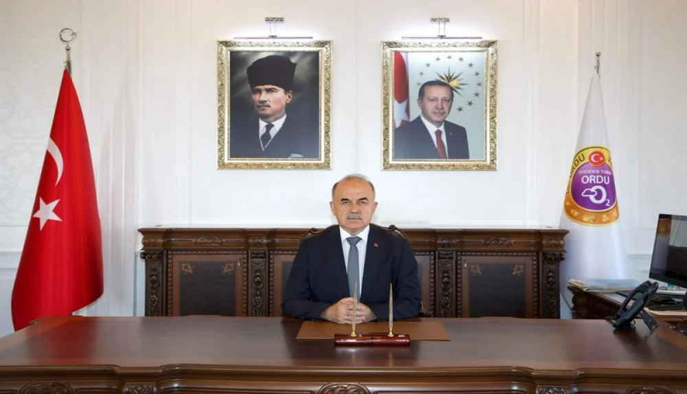 VALİMİZ SAYIN MUAMMER EROL'UN MEVLİD KANDİLİ MESAJI
