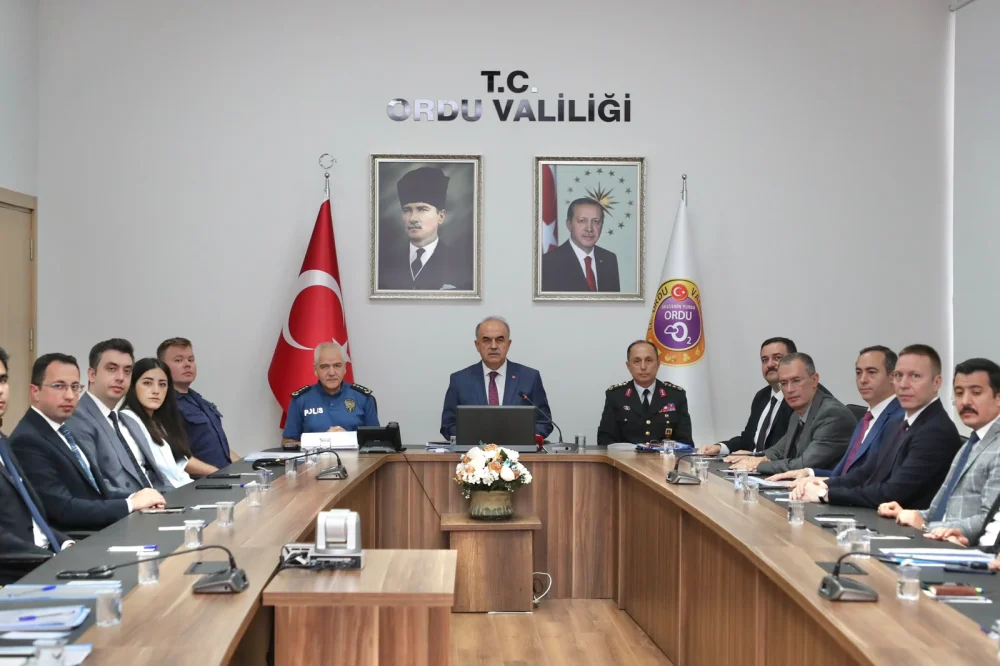 İL HAYVANLARI KORUMA KURULU TOPLANTISI, VALİ EROL’UN BAŞKANLIĞINDA YAPILDI