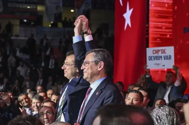 CHP 38. OLAĞAN KURULTAY DAVASI 21 EKİM'E ERTELENDİ.