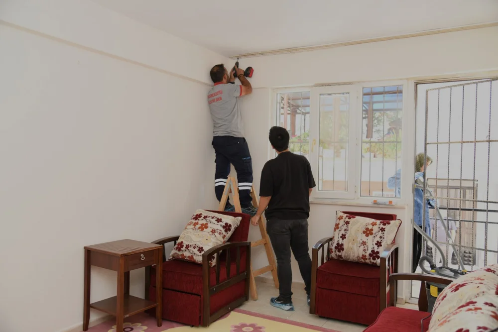 YUNUSEMRE’DEN ARİFE TEYZEYE YENİ YAŞAM ALANI