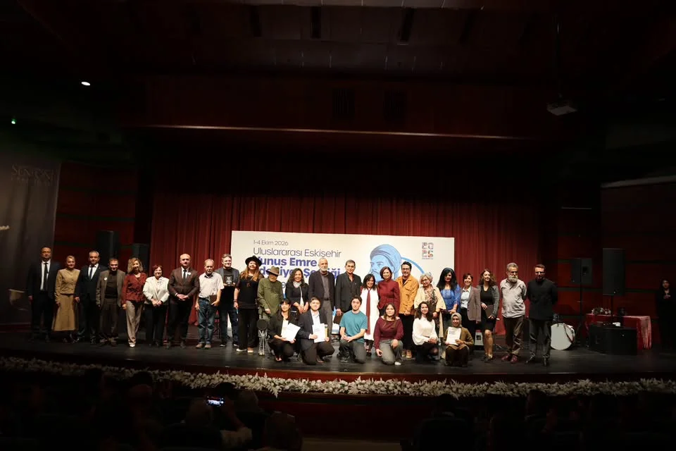 ESKİŞEHİR’DE EDEBİYAT RÜZGARI: ULUSLARARASI YUNUS EMRE EDEBİYAT ŞENLİĞİ BAŞLADI