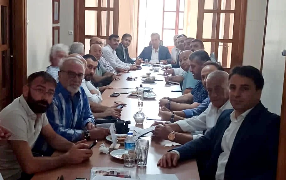 "MESLEĞİN GELECEĞİ İÇİN BİLİNÇLİ OY KULLANIN"