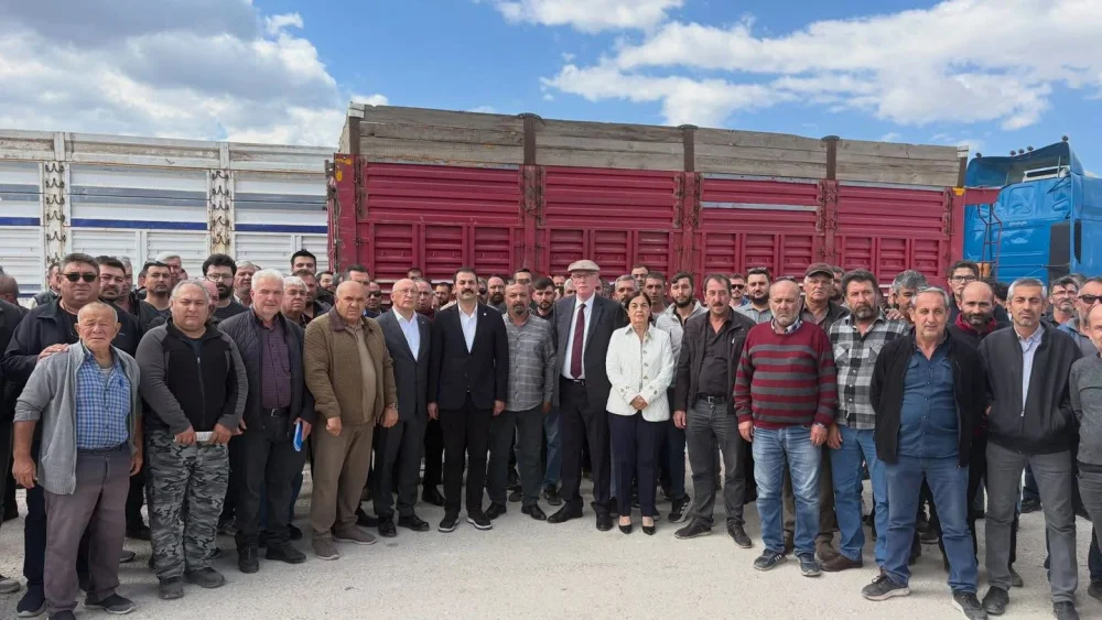 ESKİŞEHİR ŞEKER FABRİKASI'NDA ORTAK İSYAN: "EMEĞİMİZİN KARŞILIĞINI İSTİYORUZ"