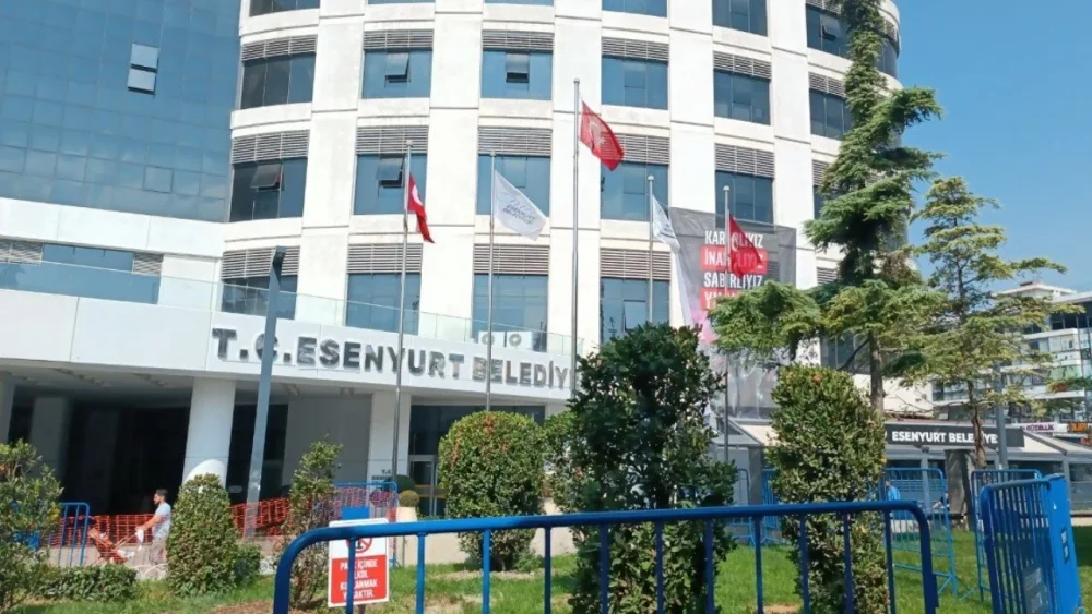 Esenyurt Belediyesi'ne operasyon