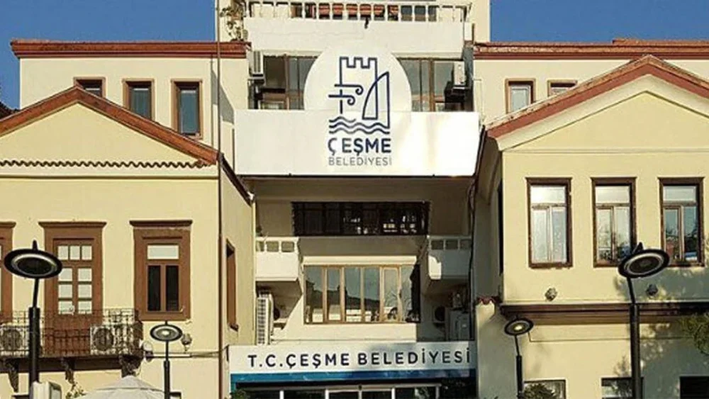 Çeşme Belediyesi’ne operasyon