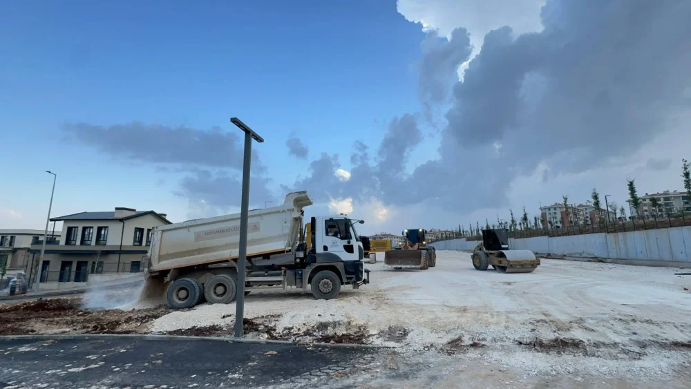 ADIYAMAN BELEDİYESİ, İNDERE TOKİ’DE YENİ PAZAR YERİNİ AÇIYOR