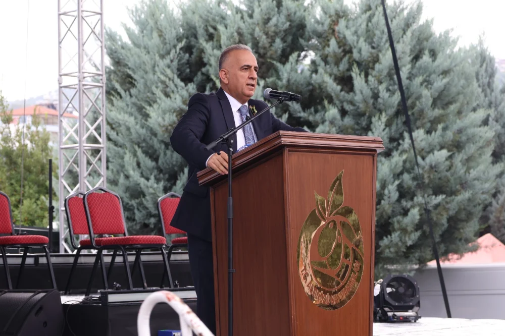 10. ALTINÖZÜ ZEYTİN, ZEYTİNYAĞI VE GASTRONOMİ FESTİVALİ BAŞLADI
