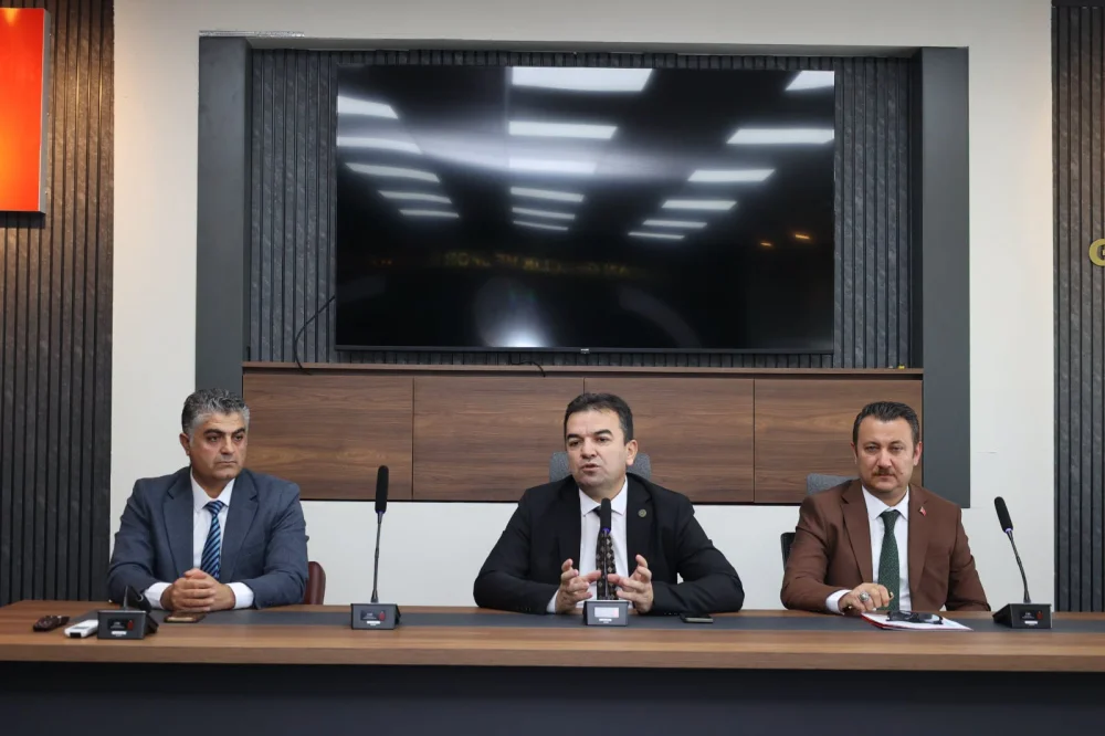 Şükrü Yılmaz Adıyaman’da Antrenörlerle Buluştu: Gündem Sporcuların Gelişimi
