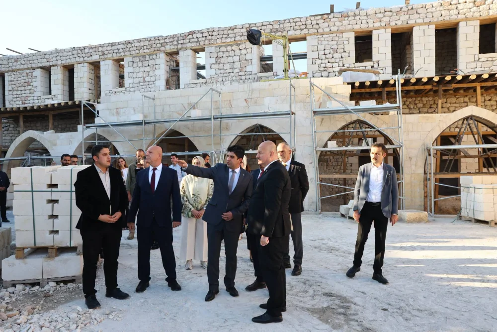 Adıyaman’ın Tarihi Tuz Hanı’nda Restorasyon Çalışmaları Sürüyor