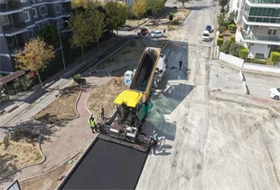 ATAŞEHİR VE HARMANDALI’DA YOLLAR YENİLENİYOR