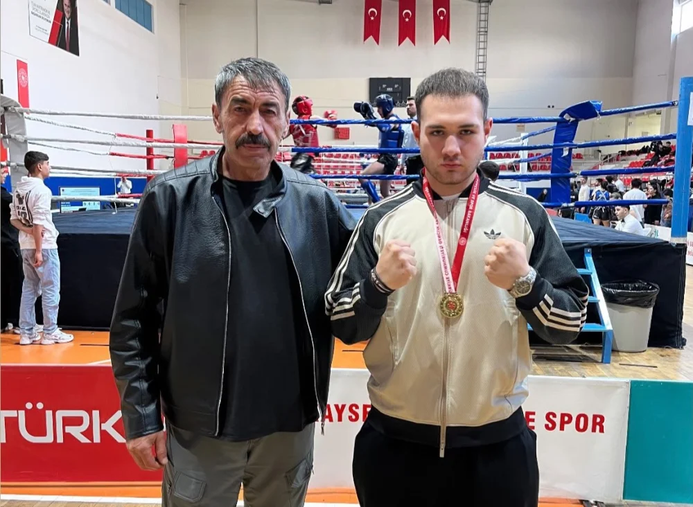 NEVŞEHİR BELEDİYESİ SPORCULARINDAN MUAYTHAİ ŞAMPİYONASINDA BÜYÜK BAŞARI
