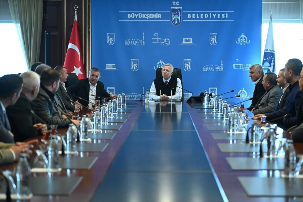BEYPAZARI’NIN MUHTARLARINDAN ANKARA BÜYÜKŞEHİR BELEDİYE BAŞKANINA ZİYARET: