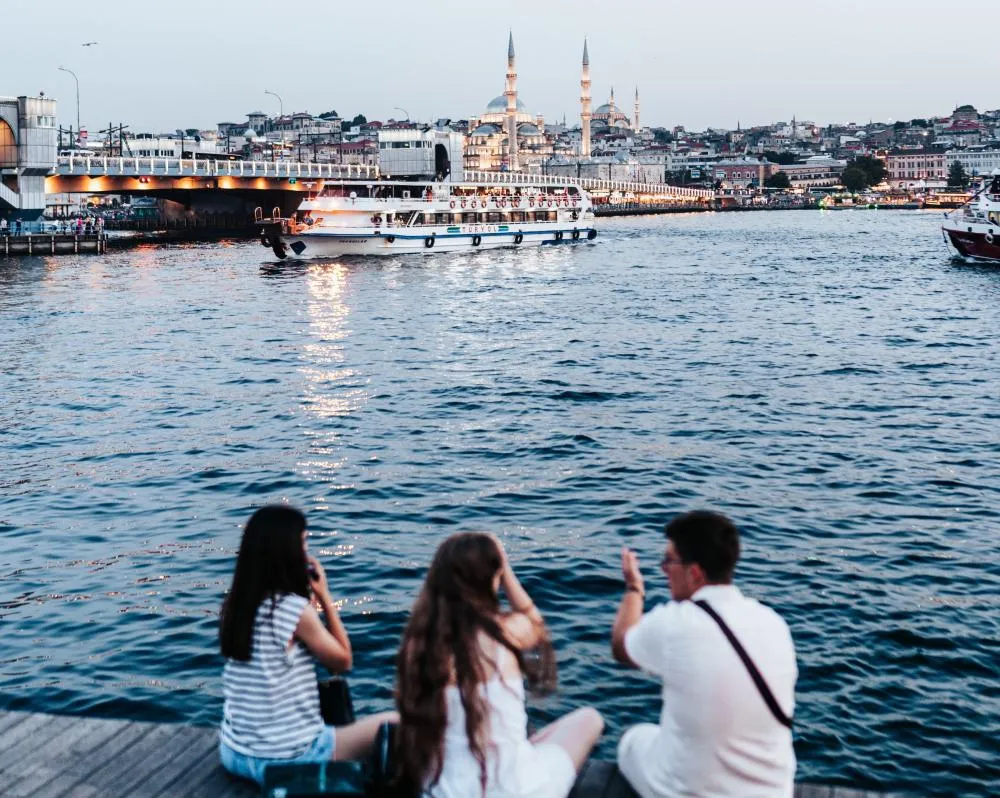 “KIYILAR HALKINDIR, ÜCRETSİZ ŞEKİLDE HALKA AÇILMALIDIR"